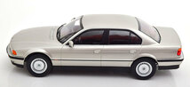 KK scale 1/18 BMW 740i E38 1994　シルバー　ダイキャスト製　フィアット_画像5