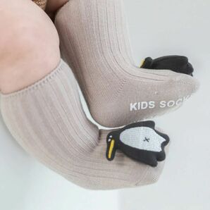 【新品】ペンギン靴下　デコレーション靴下　動物　韓国　赤ちゃん　ベビー ソックス