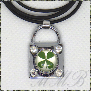 [PENDANT NECKLACE] Real Four Leaf Clover 四葉のクローバー LUCKY 南京錠 幸運の錠前 CZ ペンダント ネックレス