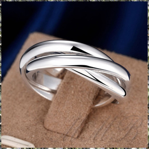 [RING] Silver Plated High Polished 3 Circles Trinity ハイポリッシュ 3連 トリニティ エレガント シルバー リング 11号 (5.5g) 送料無料