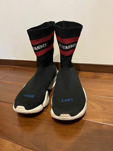 VETEMENTS(ヴェトモン) リーボック　ソックランナー