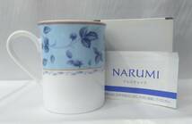 未使用品 NARUMI CHINA ナルミチャイナ マグカップ コーヒーカップ ティーカップ 果実 葉っぱ 白×青 ホワイト×ブルー 洋食器_画像1