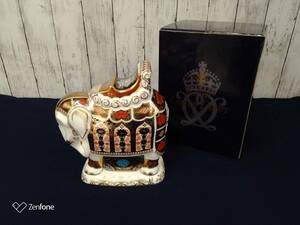 ロイヤルクラウンダービー Royal Crown Derby 象 エレファント ペーパーウェイト 大 置物