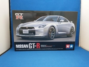 プラモデル タミヤ NISSAN GT-R 1/24 スポーツカーシリーズ No.300