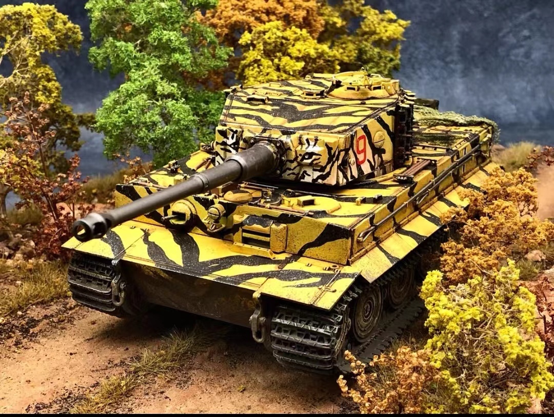 1/35 第二次世界大戦 ドイツ タイガ1型 大型戦車 塗装済完成品, プラモデル, 戦車, 軍用車両, 完成品