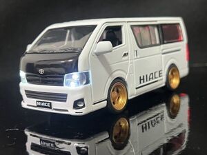 ハイエース 白黒 トヨタ 1/32 ミニカー　