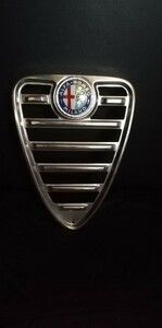 Alfa Romeo Model 105 Julia 1300TI Shield 50 лет назад подлинный продукт, неиспользованное хранилище и экстремальные редкие предметы.