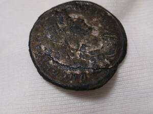 古代ローマのコイン　　24mm,4,9g　　(3-2)