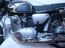 希少・新品・未展示／1/10　エブロ　ホンダ　CB72　1960　1台／EBBRO　HONDA　BLACK　プレミアムコレクション_画像6