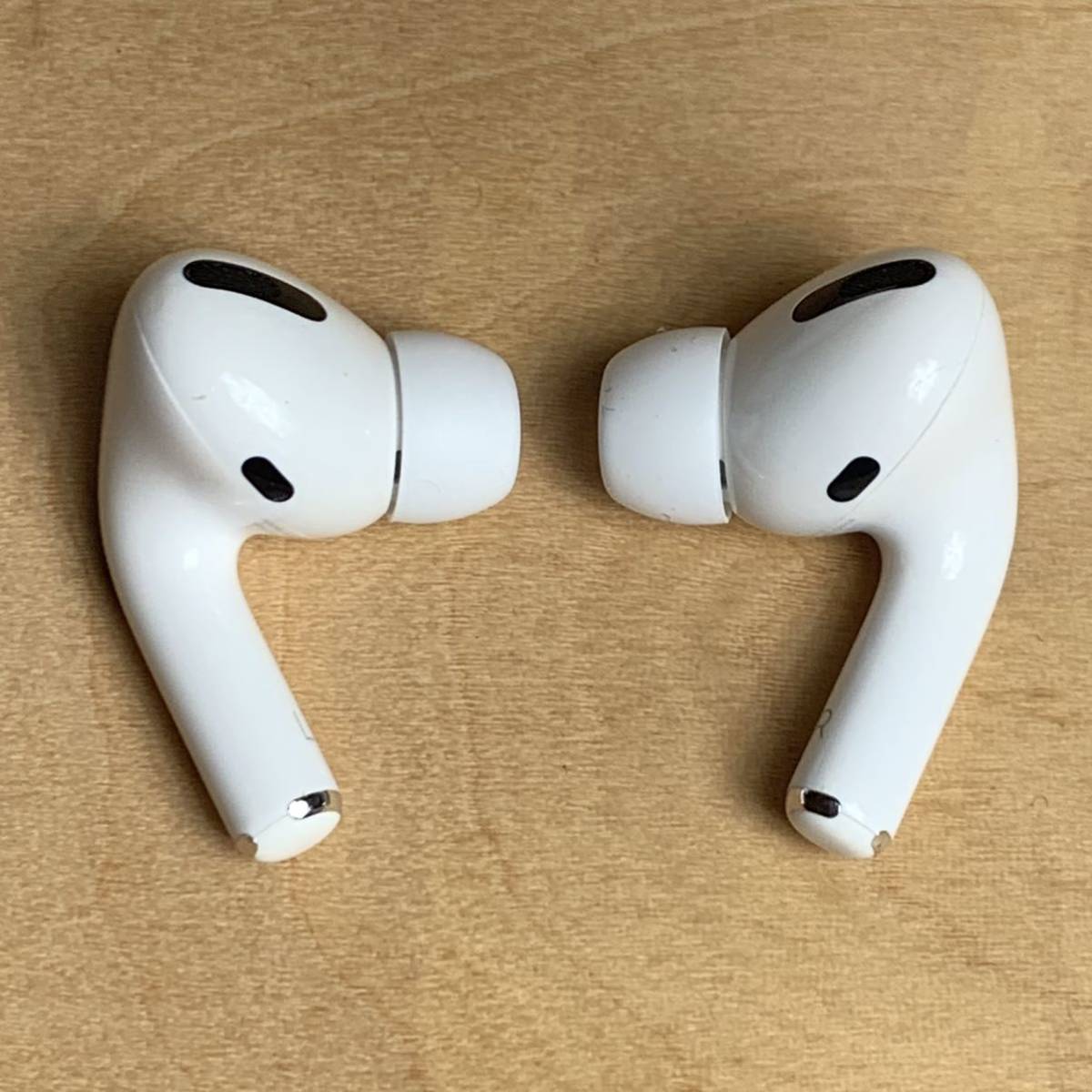 AirPods Pro 国内正規品 エアーポッズ プロ A2083 A2084 A2190 第1世代