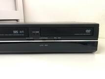 ★【売り切り！】TOSHIBA 東芝 ビデオ一体型 VHS DVDプレーヤー SD-V800 稼働確認済み _画像4