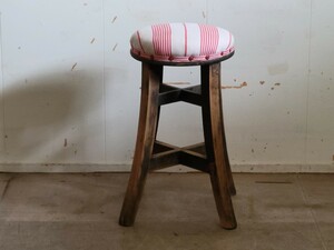 張り替え済み 丸椅子 スツール 椅子 ダイニングチェア アンティーク インテリア 丸椅子 レトロ 古道具 木製 ヴィンテージ