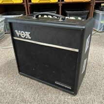 【A34】VOX ヴォックス コンボアンプ VT40＋ 通電OK 現状品_画像1