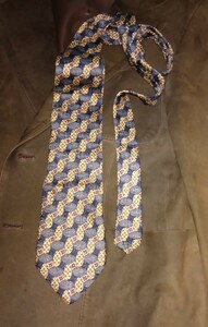 USED галстук / бренд : renoma Paris Renoma / материалы : шелк / цвет : темно-синий серия / дизайн : мелкий рисунок рисунок Италия производства 
