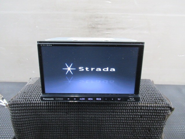 39878 Panasonic パナソニックストラーダ Blu-ray対応 メモリーナビ CN