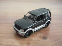 三菱　パジェロ　ミニカー　黒　ブラック　MITSUBISHI　PAJERO　1/72_画像1