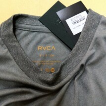 [新品] RVCA ルーカ Tシャツ ラッシュガード 水陸両用 マリンスポーツ/サーフ/トレーニング/ジム UVカット 水着 Sサイズ_画像5