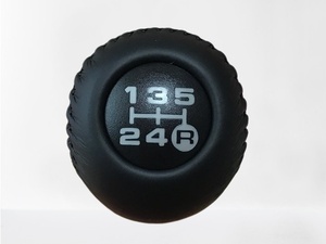 180 ハイラックスサーフ 4RUNNER トヨタ 純正 5MT 5速 マニュアルシフトノブ 本革 新品 未使用 LEATHER KNOB SUB-ASSY, SHIFT LEVER