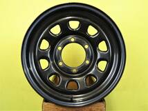 H2071 中古 4本 デイトナ風スチール 16 x 7J +35 6H 139.7 黒 ブラック レッド&ブルーライン ハイエース 200 系_画像4