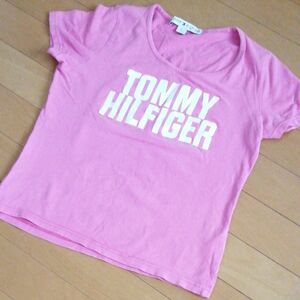 トミーヒルフィガー★半袖Tシャツ　サイズ4　100cm相当　ピンク　カットソー　女の子