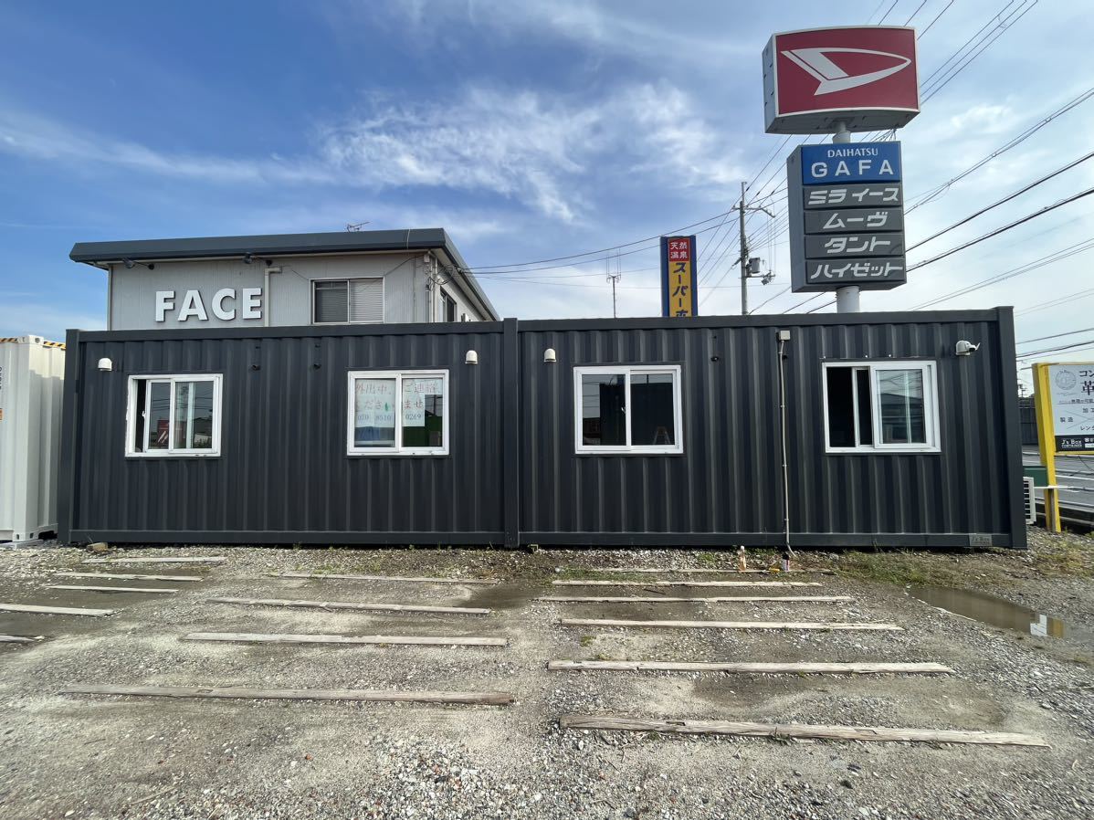 12ftコンテナ 屋根取り外します! 掘り出し物に出会える インテリア