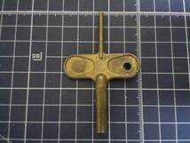 K-1185　Clock Key ～ クロック・キー　ゼンマイ鍵　ゼンマイ巻　巻き鍵　　　時計備品：中古_画像3