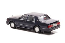 CAR-NEL 1/43 日産 グロリア クラシック SV (PY31) 1998 ダークブルーパール (CN439810)_画像3