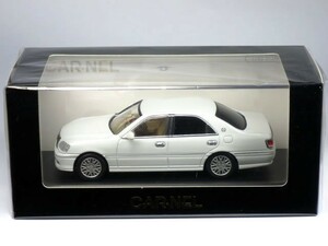 CAR-NEL 1/43 トヨタ クラウン ロイヤルサルーン G (JZS175) 2001 後期型 ホワイトパールクリスタルシャイン (CN430101)