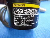 中古現状渡品 OMRON ROTARY ENCODER(INCREMENTAL) E6C2-CWZ6C RESOLUTION：600P／R オムロン ロータリーエンコーダー その2_画像3