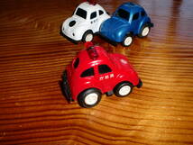 チョロＱのようにプルバックゼンマイで走るワーゲンミニカー　VW。赤白青3台で。送料220円_画像5