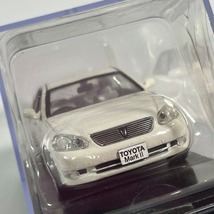 B●2813●売切 Hachette アシェット 国産名車コレクション Toyota Mark Ⅱ 2001 トヨタ マーク 2 1/43スケール モデルカー_画像4