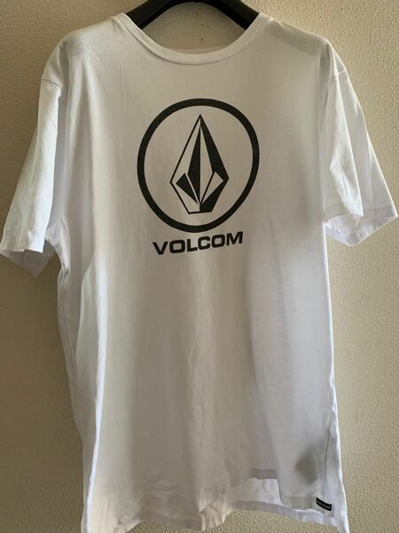 VOLCOM Tシャツ