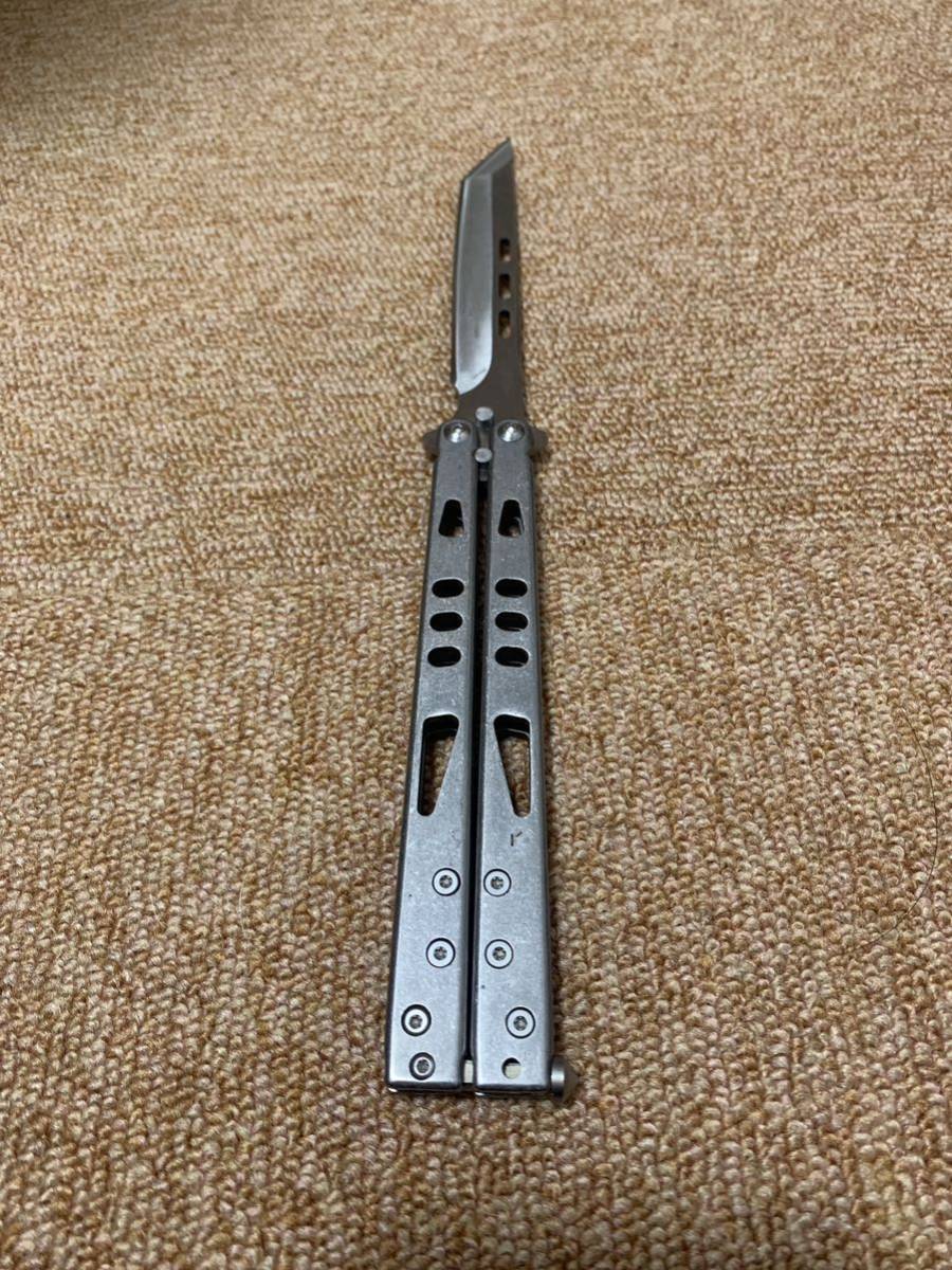 極美品 刃無しトレーニング用 本物ベンチメイド62 バタフライナイフ