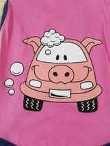 ピンク色の車ブタのプリント犬服　4号サイズ_画像2