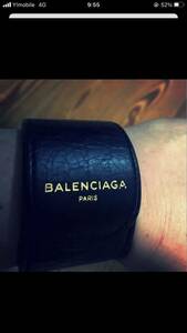 BALENCIAGA バレンシアガ レザーバングル 黒 ブレスレット