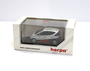 herpa ヘルパ　ミニカー　187350 MB A-Klasse 1:43 Hakkinen メルセデス ベンツ　中古 ya0351