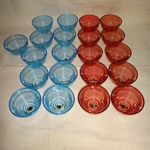 トンボ印　レトロプラステック小鉢21客　レトロ可愛い食器　水色11客　赤10客　レトロ食器　未使用長期保管品