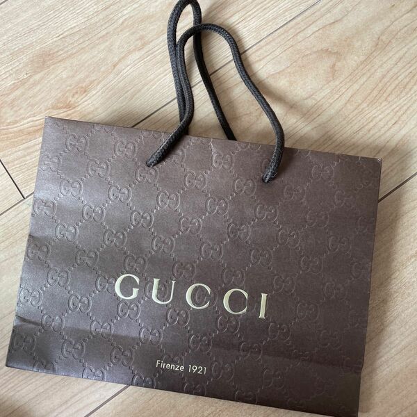 GUCCI 紙袋