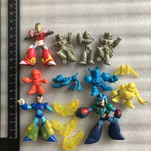 ロックマン　現状品　消しゴム　フィギュア　人形　ラッシュ　まとめて　レトロ バンダイ カプコン　1996年