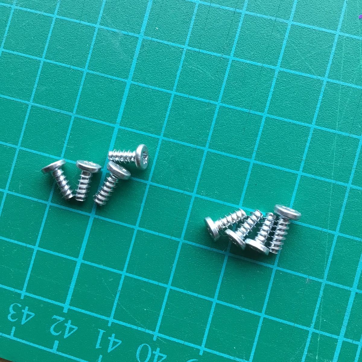 新品 /年液晶パネル