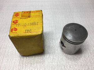 7372 スズキ TS50 (1971〜74) F50(1973) MT50 ピストン 純正 新品 12110-19601 撮影の為 開封しました。