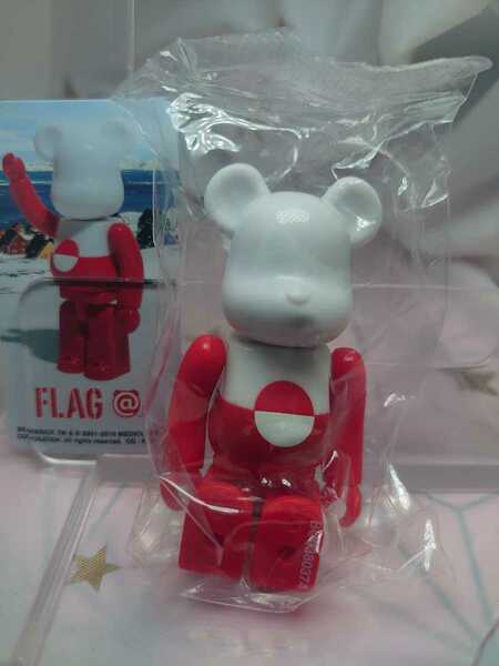 ビニール未開封品★送料無料★ ベアブリック SERIES シリーズ 38 FLAG グリーンランド 100% BE@RBRICK メディコムトイ ソラマチ