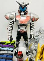 ZT2077 1円スタート!! 仮面ライダーシリーズ なりきりグッズ まとめ売り パーツ取り おもちゃ 玩具_画像4