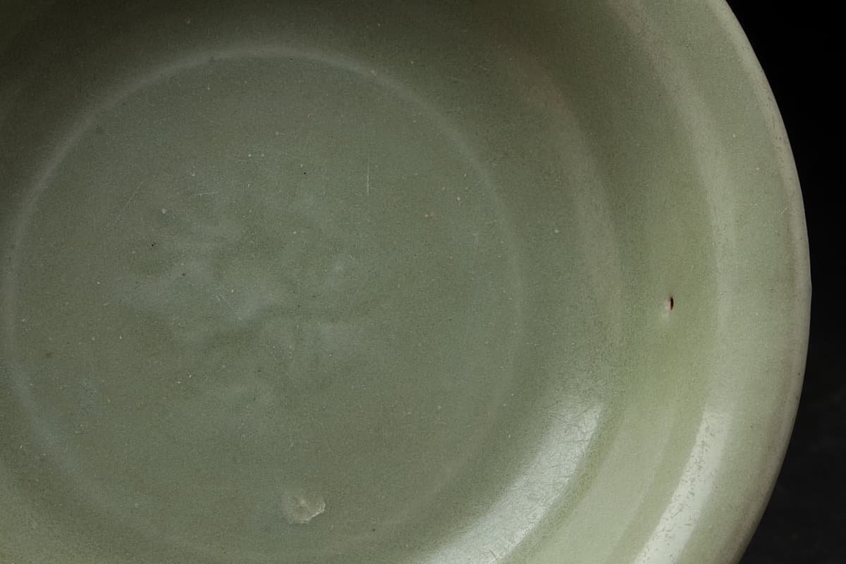 EL161 時代中国美術龍泉窯青釉暗刻鳳凰紋小盤・青磁陰刻鳳凰文小皿径
