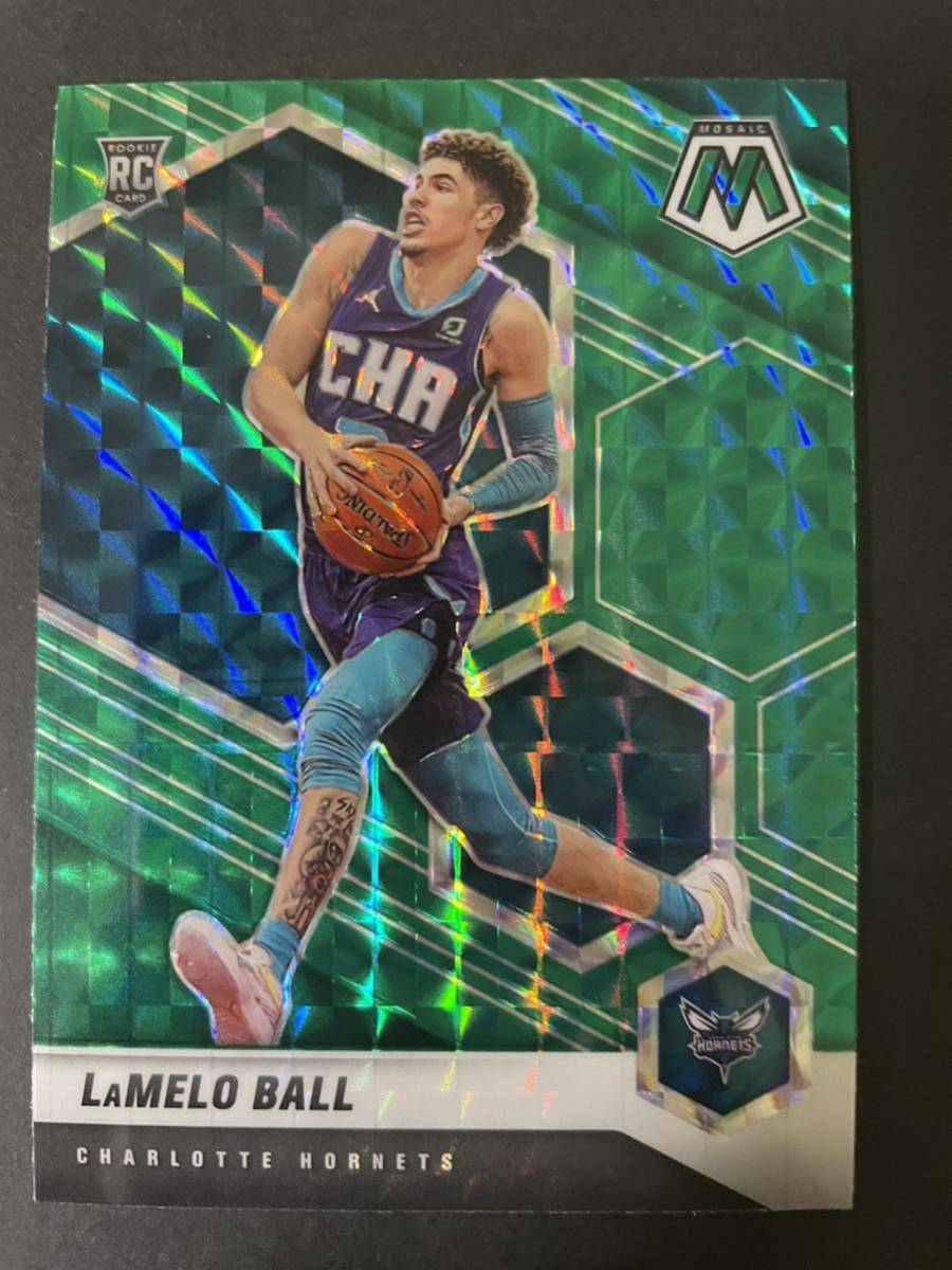 Lamelo Ball 2021-22 Panini NBA Hoops Hot Signature Rookie Auto RC