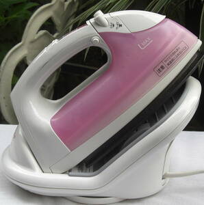 HITACHI/CSI-32M cordless steam iron used work properly beautiful goods!!2005 year 