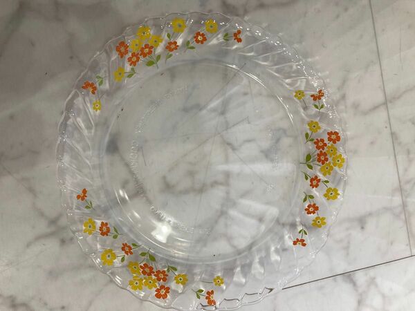 大幅値下　ナルミ　昭和レトロ　ガラス皿　花柄　耐熱皿