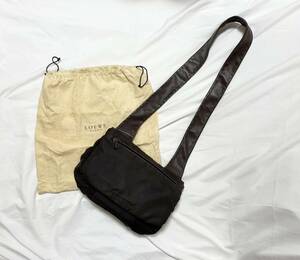 ロエベ LOEWE　 ロゴ　アナグラムショルダーバッグ　斜め掛けバッグ　保存袋付き　メンズ　レディース　男女兼用　