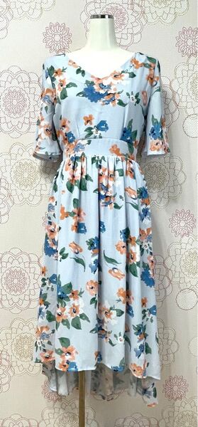 セシルマクビー ワンピ　ワンピース M 新品　未使用　花柄　夏　夏服 柄