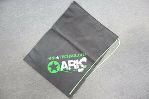 未使用 スノーボード 2020年頃のモデル ARK ウェア等収納バッグ(布製) 59x45cm(約)